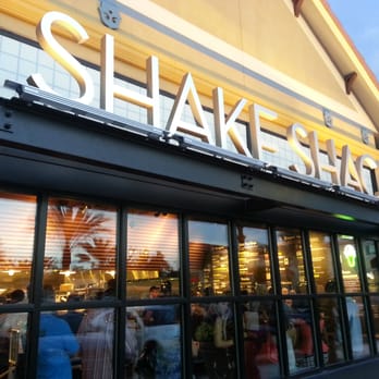 Shake Shack Winter Park - Burgers Near Me - Winter Park, Florida Shake Shack Winter Park - Burgers Near Me - Winter Park, Florida