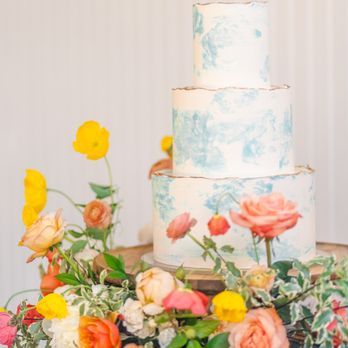 Dream Cakes - a three tiered cake with flowers - Desserts Near Me - Portland, Oregon