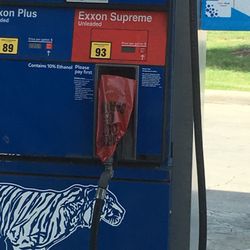 7-Eleven - Six of 20 pumps inoperable
