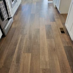 Earth First Builders - Laminate flooring