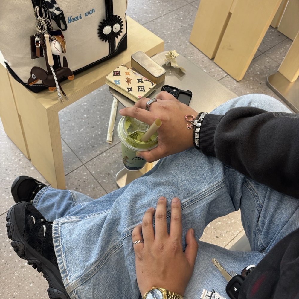 HeyTea - Supreme Matcha Latte - Bubble Tea Near Me - Tysons, Virginia HeyTea - Supreme Matcha Latte - Bubble Tea Near Me - Tysons, Virginia