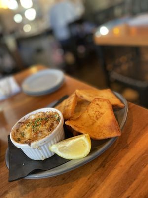 Pearl Tavern by null
