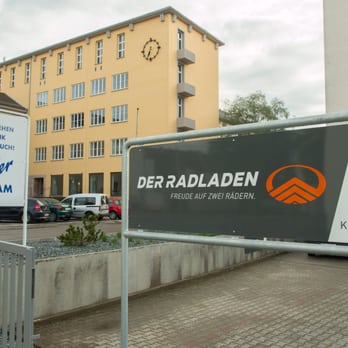 Der Radladen - Einfahrt zu unserem Parkplatz gegenüber der Berufsschule, Dr.-von-Schmitt-Str. 25a - Bike Repair/Maintenance Near Me - Bamberg, BY