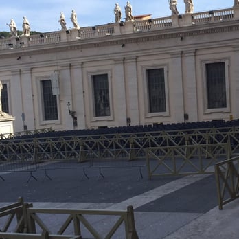 Piazza San Pietro - Landmarks & Historical Buildings Near Me - Rome, RM Piazza San Pietro - Landmarks & Historical Buildings Near Me - Rome, RM