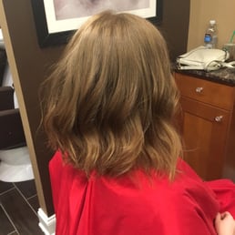 Back of cut with curl by Claudia Back of cut with curl by Claudia