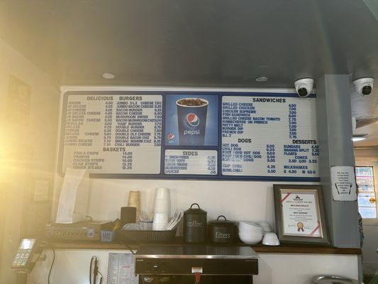 Bill & Bea's Drive In by null