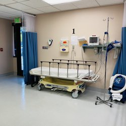 Pacific Surgical Institute of Pain Management - Recovery room for Dr. Smith