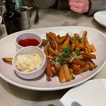 Uptown Lobby - 1/2 order of Truffle fries - Spanish Near Me - Minneapolis, Minnesota Uptown Lobby - 1/2 order of Truffle fries - Spanish Near Me - Minneapolis, Minnesota