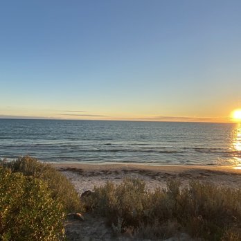 Henley Beach - Beaches Near Me - Henley Beach, SA