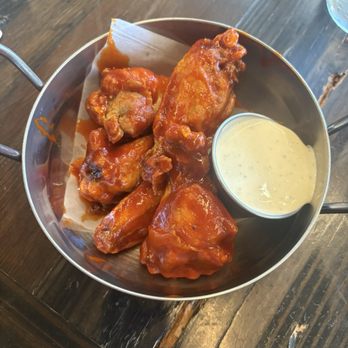Big Grove - Wings - Breweries Near Me - Omaha, Nebraska