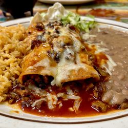 El Herradero Mexican Restaurant - Enchiladas 2 Pcs Combo