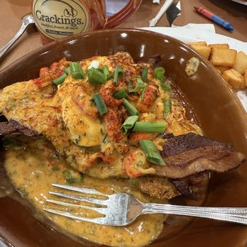 Crackings - Destin - Crawfish eggs Benedict - Breakfast & Brunch Near Me - Destin, Florida Crackings - Destin - Crawfish eggs Benedict - Breakfast & Brunch Near Me - Destin, Florida