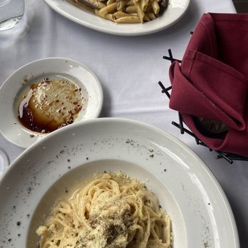 Roma Mia - Linguine Cacio e Pepe - Italian Near Me - San Diego, California Roma Mia - Linguine Cacio e Pepe - Italian Near Me - San Diego, California