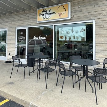 Ale’s Ice Cream Shop - Ice Cream & Frozen Yogurt Near Me - Bloomington, Indiana Ale’s Ice Cream Shop - Ice Cream & Frozen Yogurt Near Me - Bloomington, Indiana