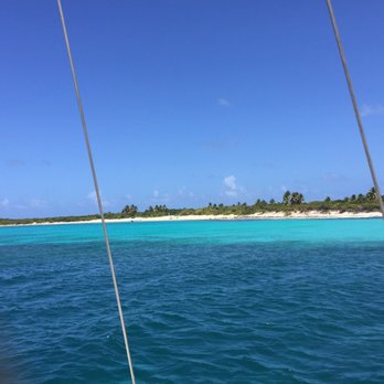 Spread Eagle - The waters were so aqua blue - Boating Near Me - Playa Sardinera, Puerto Rico