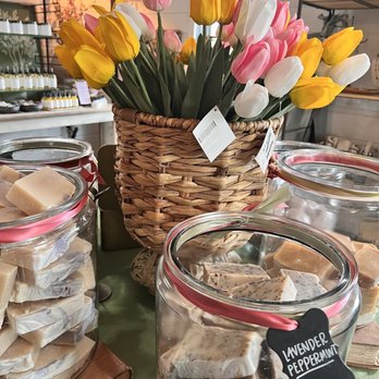 Long Row Lavender - Lavender soaps - Farms Near Me - Wright City, Missouri