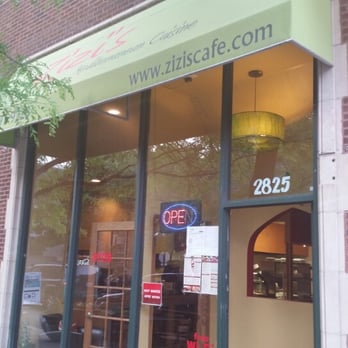 Zizi's Cafe - View from the street to the main entrance - Mediterranean Near Me - Chicago, Illinois