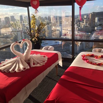 Pin Thai Massage - Beautiful views from the 38th floor. Ask for the corner room when making your reservation - Massage Therapy Near Me - Honolulu, Hawaii Pin Thai Massage - Beautiful views from the 38th floor. Ask for the corner room when making your reservation - Massage Therapy Near Me - Honolulu, Hawaii