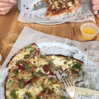 Pizza Artista - Pizza Near Me - Lake Charles, Louisiana