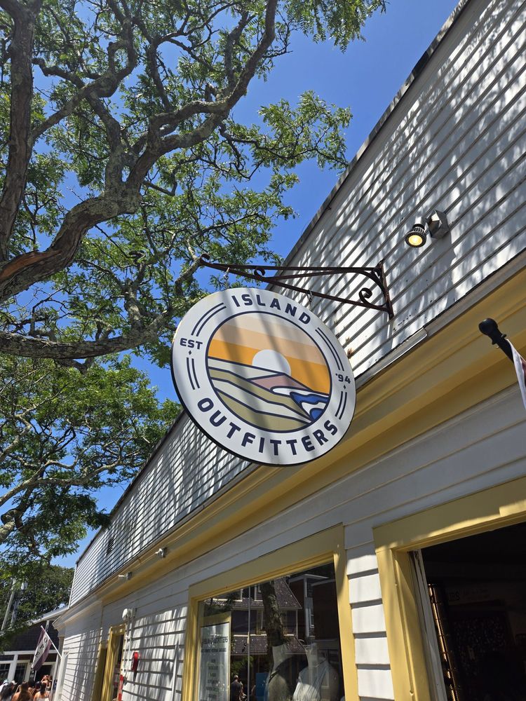 Island Outfitters Logo