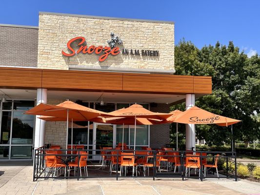 Snooze, an A.M. Eatery by null
