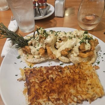 Classic Eats - Biscuits and creole chicken strips - American Near Me - Burien, Washington