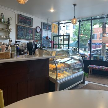 MeLatte Coffee Shop - Coffee & Tea Near Me - Chicago, Illinois