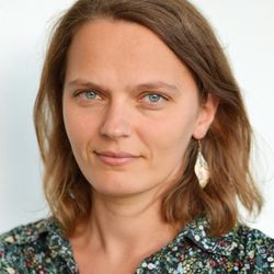 Craniosacral Therapy - Visceral Manipulation - Dra Suzanne Vanden Schrieck - Craniosacral Therapist - Lisbon and Cascais