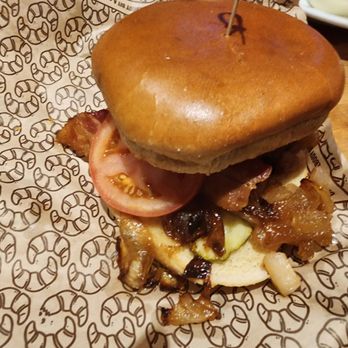 Cheddar's Scratch Kitchen - American Near Me - Triadelphia, West Virginia