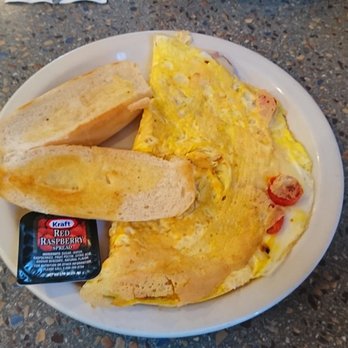 Coccetti's Restaurant and Bakery - New American Near Me - Peckville, Pennsylvania