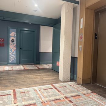 The Balladeer Hotel, Mount Airy, a Tribute Portfolio Hotel - Hallways on guest floors - Hotels Near Me - Mount Airy, North Carolina