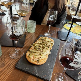 Las Positas Vineyards - Flatbread - Wineries Near Me - Livermore, California Las Positas Vineyards - Flatbread - Wineries Near Me - Livermore, California