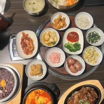 Hangang - Lunch set- Ribs w/ tofu stew and Bibimbap - Korean Near Me - Honolulu, Hawaii Hangang - Lunch set- Ribs w/ tofu stew and Bibimbap - Korean Near Me - Honolulu, Hawaii