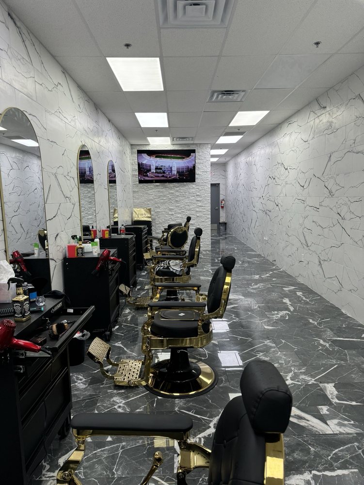 Sultan’s Cut barbershop Logo