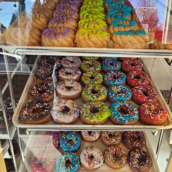 Duffin's Donuts - Donuts Near Me - Vancouver, British Columbia Duffin's Donuts - Donuts Near Me - Vancouver, British Columbia
