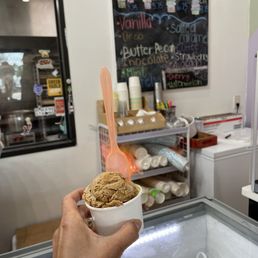 Coffee ice cream scoop