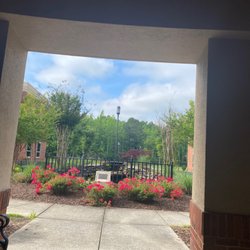 Memphis Jewish Home & Rehab - Outside
