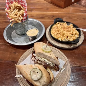The Eagle Louisville - Fried Chicken Sandwich + Fries + Mac and Cheese - Overall solid. Loved the fries, good sandwich & bad/cold mac. - Southern Near Me - Louisville, Kentucky The Eagle Louisville - Fried Chicken Sandwich + Fries + Mac and Cheese - Overall solid. Loved the fries, good sandwich & bad/cold mac. - Southern Near Me - Louisville, Kentucky