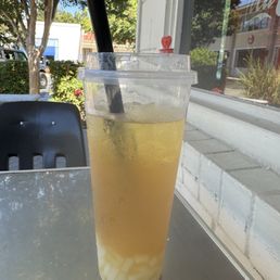 Passionfruit green tea with lychee jelly Passionfruit green tea with lychee jelly