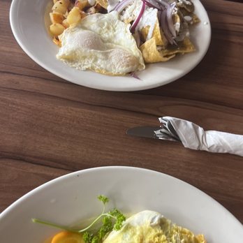 The Palms Cafe - Breakfast & Brunch Near Me - Rancho Mirage, California The Palms Cafe - Breakfast & Brunch Near Me - Rancho Mirage, California