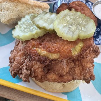 Biscuit Belly - Chesapeake - Mama's Boy - Breakfast & Brunch Near Me - Chesapeake, Virginia