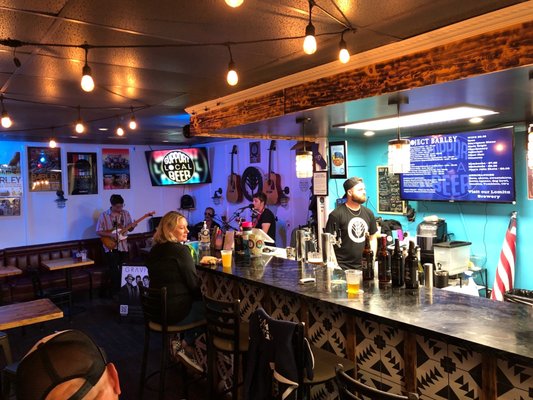 Project Barley Taps and Grill by null