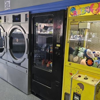 Sparkle Laundry Lounge - Laundromat Near Me - Burbank, California Sparkle Laundry Lounge - Laundromat Near Me - Burbank, California