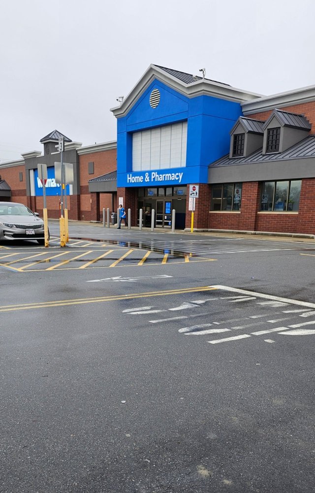 WALMART SUPERCENTER Updated August 2024 37 Photos & 32 Reviews