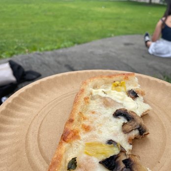 Pop's Pizza - Mushroom artichoke - Pizza Near Me - New York, New York Pop's Pizza - Mushroom artichoke - Pizza Near Me - New York, New York