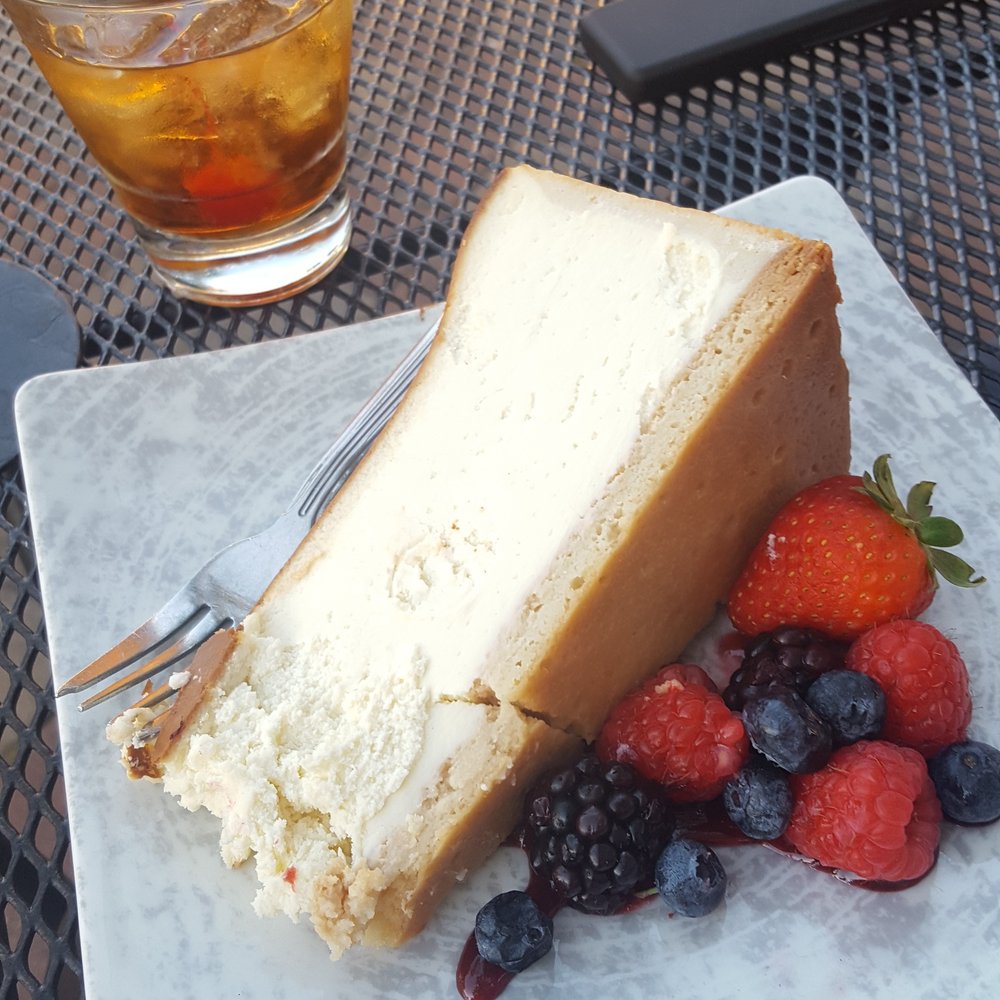 Carnegie Cheesecake - delicious & plenty for sharing! Carnegie Cheesecake - delicious & plenty for sharing!