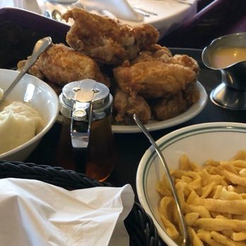 Dam Site Inn - Family style chicken dinner, mashed potatoes, noodles, peas and fresh bisquits. - Seafood Near Me - Pellston, Michigan