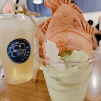Hanamaru Cafe - Taiyaki ice cream - Japanese Near Me - San Antonio, Texas