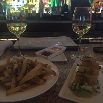 HAVEN Riverfront Restaurant & Bar - Happy hour bday feast for him - New American Near Me - Edgewater, New Jersey