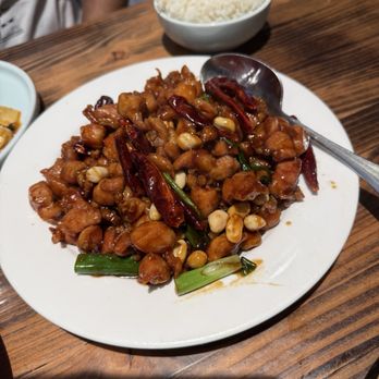 Taipei Cuisine - C9 Kung Pao Chicken - Taiwanese Near Me - Quincy, Massachusetts Taipei Cuisine - C9 Kung Pao Chicken - Taiwanese Near Me - Quincy, Massachusetts